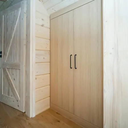 Przystanek Mazury 1 *